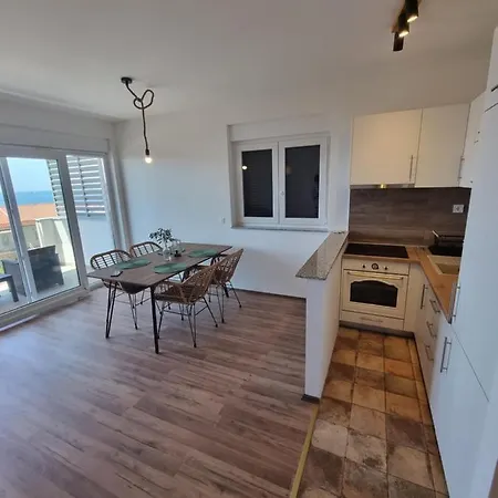 Apartment Sea View